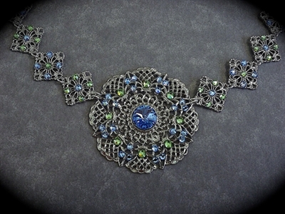 Picture of Swarovski necklace